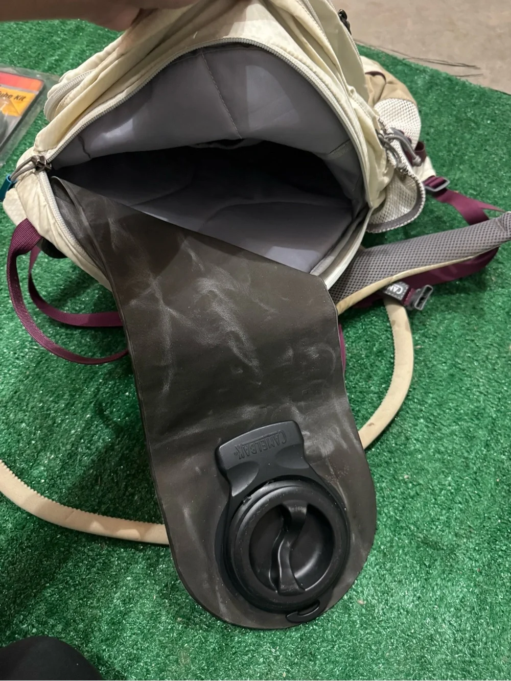 Camelbak womens hydration